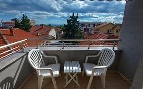 The Sunshine Apartment